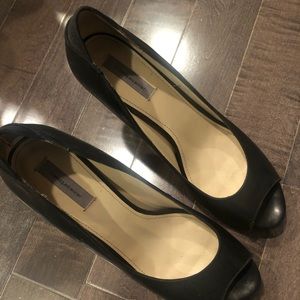 Classic peep toe platform heels